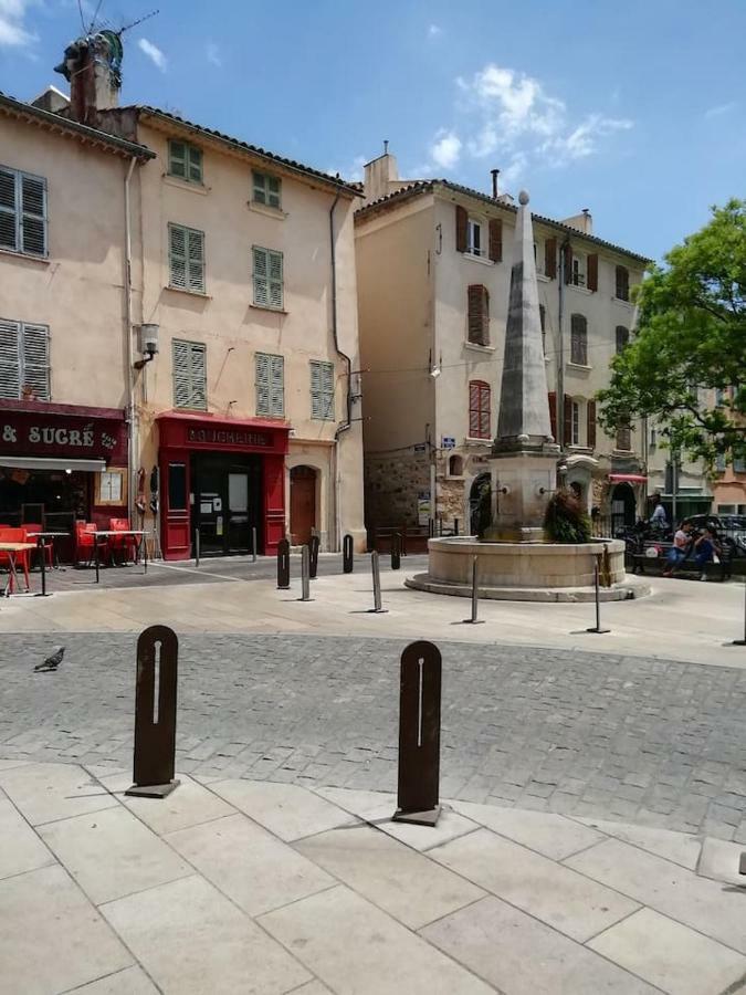 Charmant T2 Dans Le Vieux Centre De La Valette Du Var Apartment ภายนอก รูปภาพ